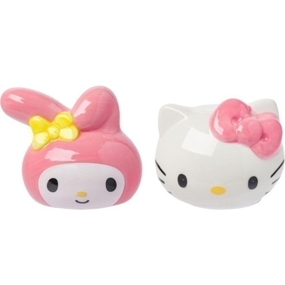 HELLO KITTY/ MY MELODY SALT AND PEPPER SHAKERS‼️